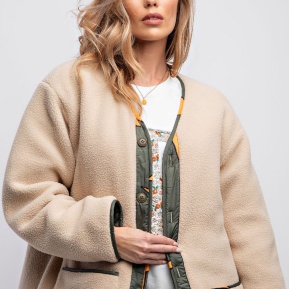 Easel DOG Printed/Embroidered REVERSIBLE Sherpa Jacket - Picture 4 of 7